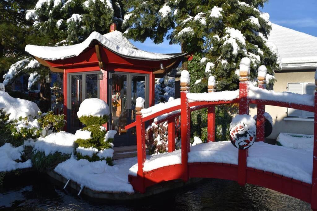 Gite Au Printemps Japonais, Petit Train De La Mure, Parc Des Ecrins Pierre-Chatel Zewnętrze zdjęcie